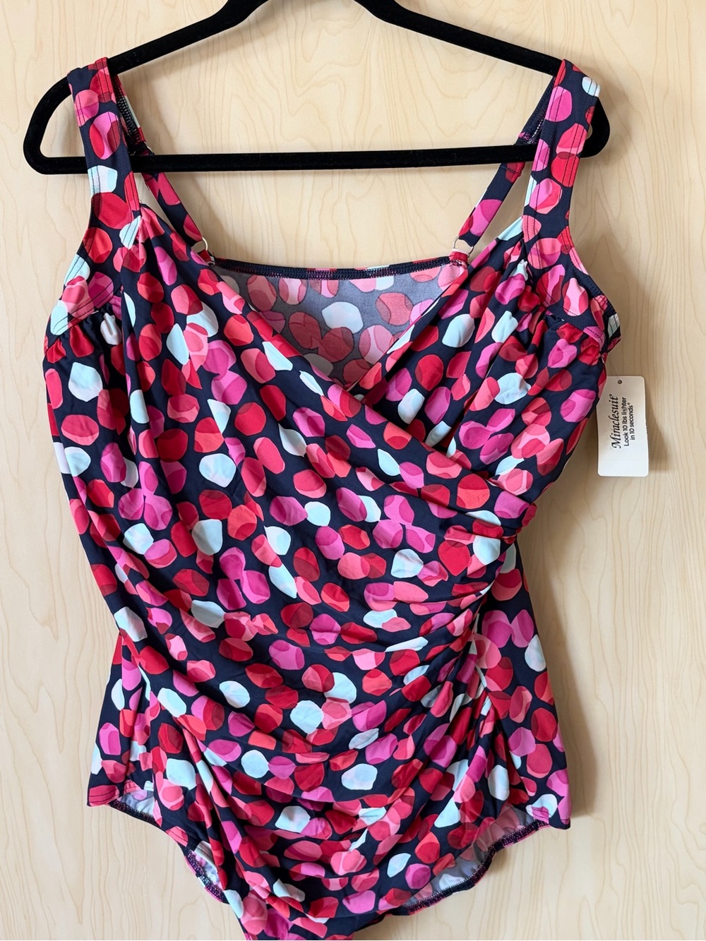Miraclesuit Swimsuit Black Pink Red White Dot Pattern 1 Piece Plus Size 24 W NWT